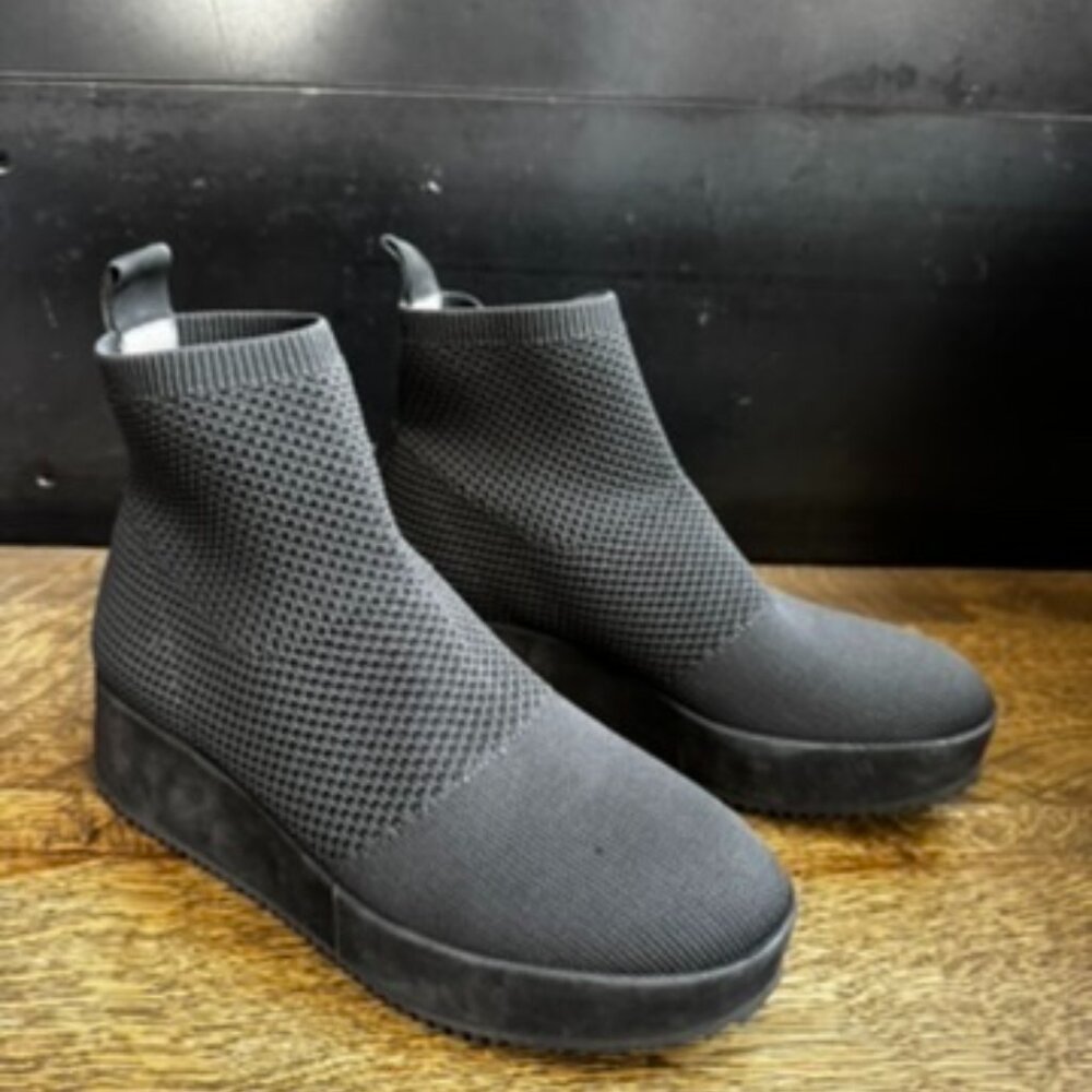 Eileen Fisher Stretch Knit Booties